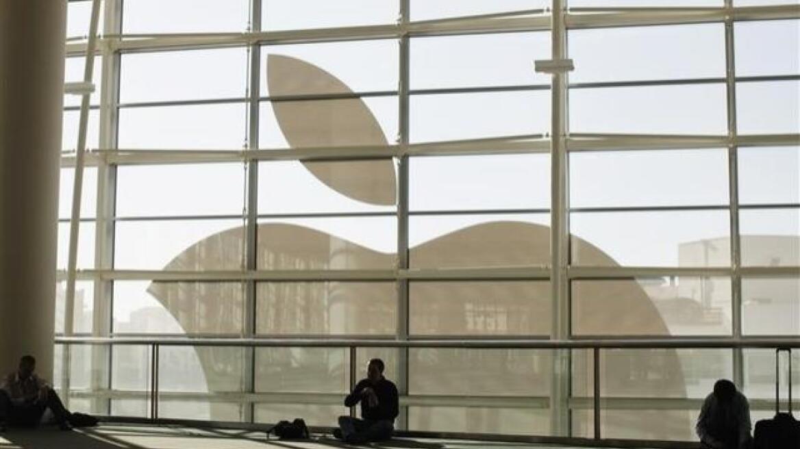 Apple: «Ποτέ δεν συνεργαστήκαμε με την NSA»
