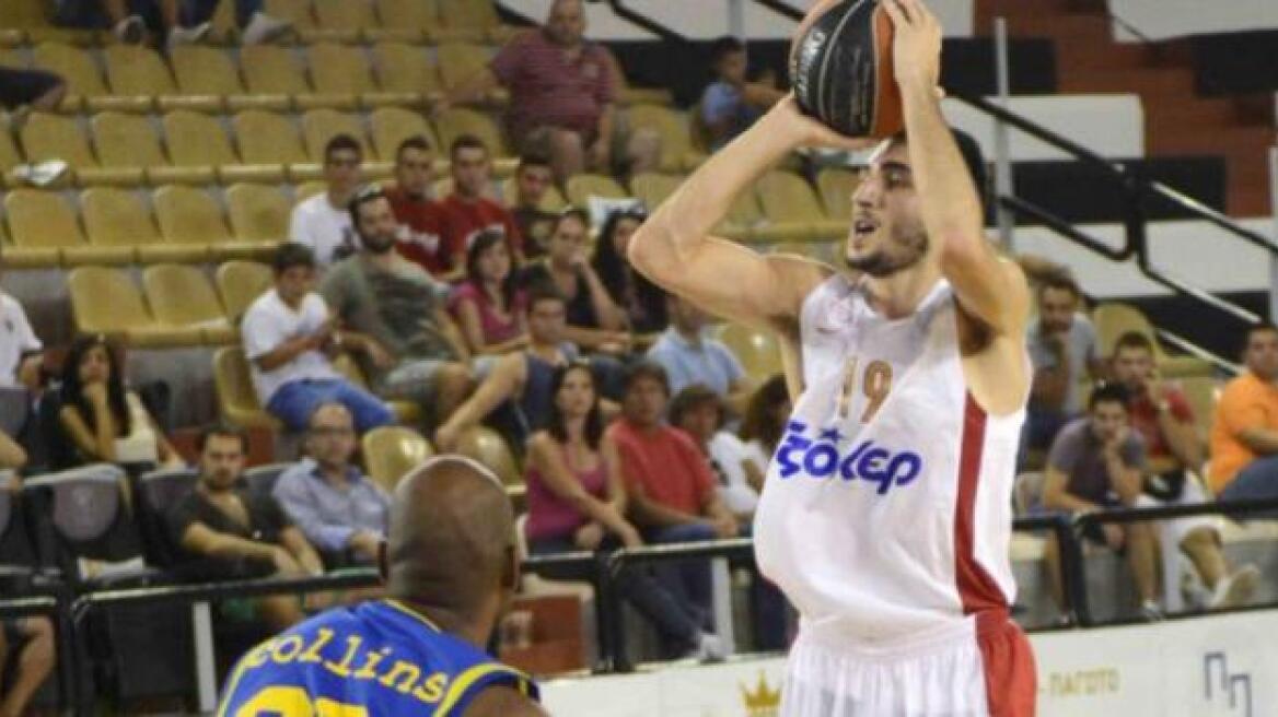 Βίντεο: Tο «μαγικό» καλάθι του Κόλινς απέναντι στον Ολυμπιακό 