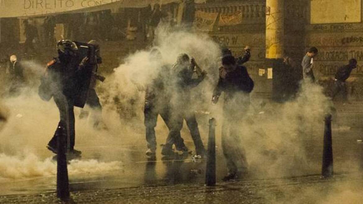 Βραζιλία: Δακρυγόνα σε συγκέντρωση νέων στο Σάο Πάολο