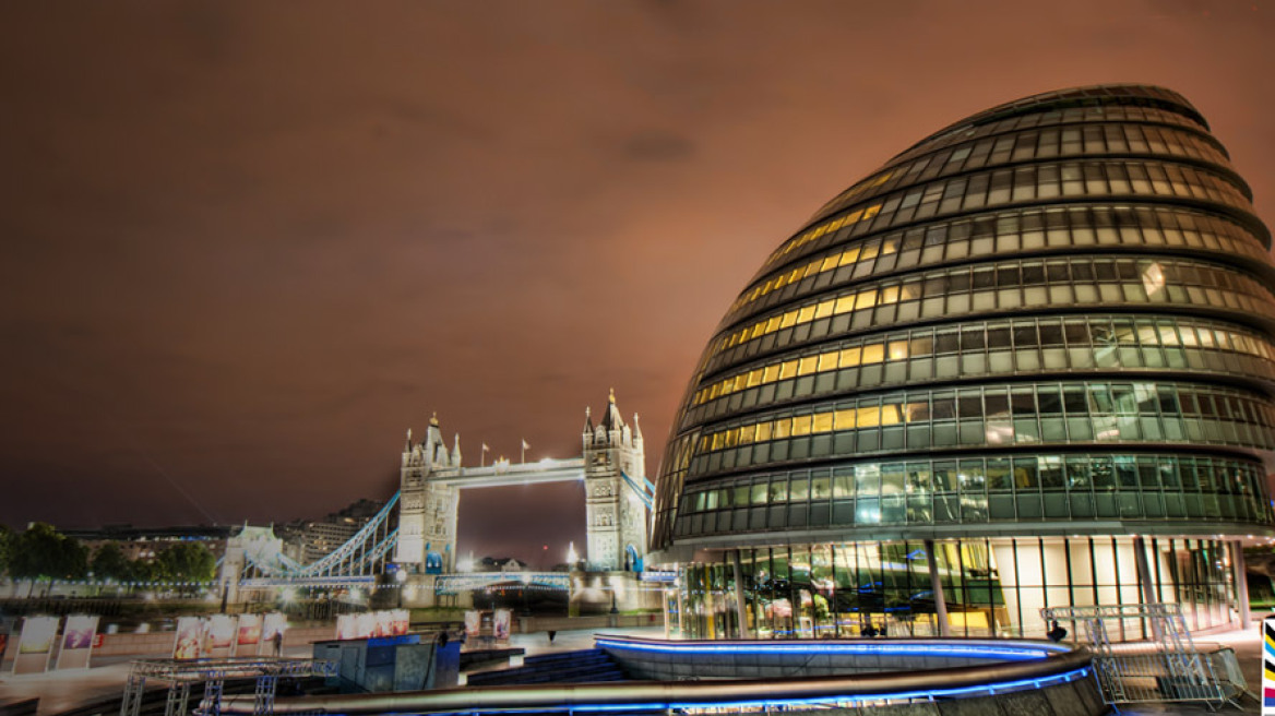 Με 54.000 εμβάσματα οι Έλληνες φυγάδευσαν δεκάδες δισ. στο εξωτερικό