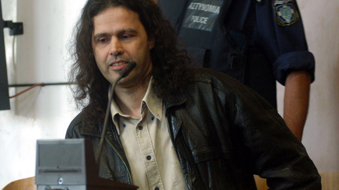 Σάββας Ξηρός: «Τέλειωσε το παραμύθι της 17Ν»