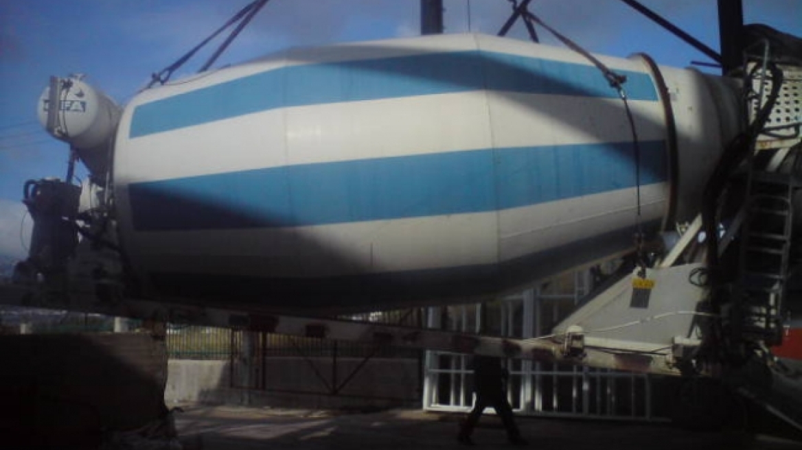 Πέλλα: 31χρονος καταπλακώθηκε από μπετονιέρα