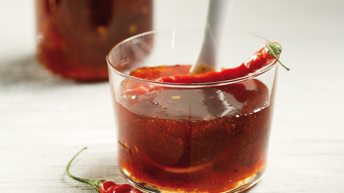 Καυτερή μαρμελάδα πιπεριάς