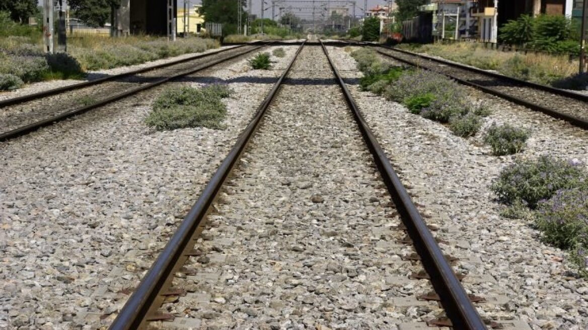 Αλεξανδρούπολη: Είχαν «σηκώσει» τέσσερις τόνους ράγες του ΟΣΕ!