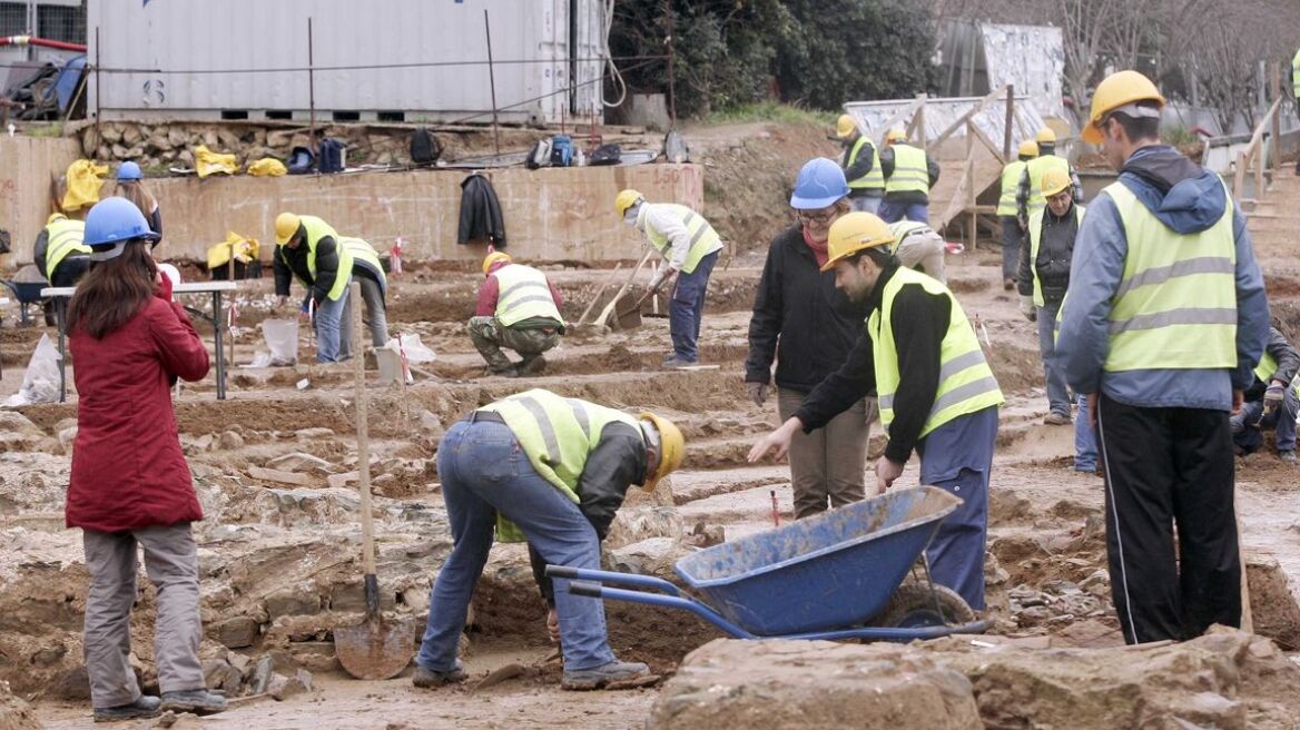 Ρόδος: Κατήγγειλε ότι δεν τον πλήρωναν και τον λήστεψαν!
