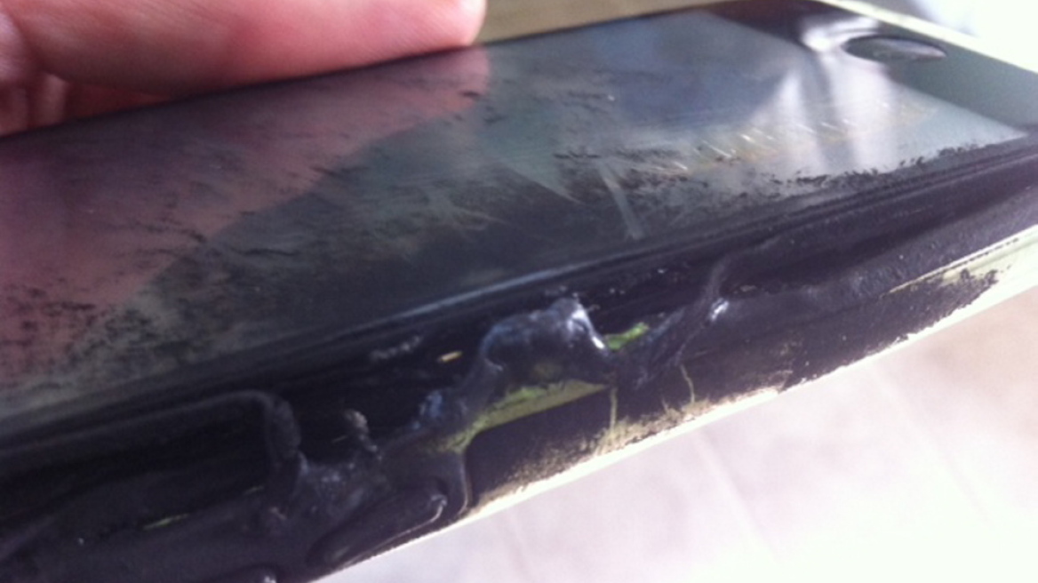 ΗΠΑ: Εξερράγη iPhone στην τσέπη ανήλικης μαθήτριας