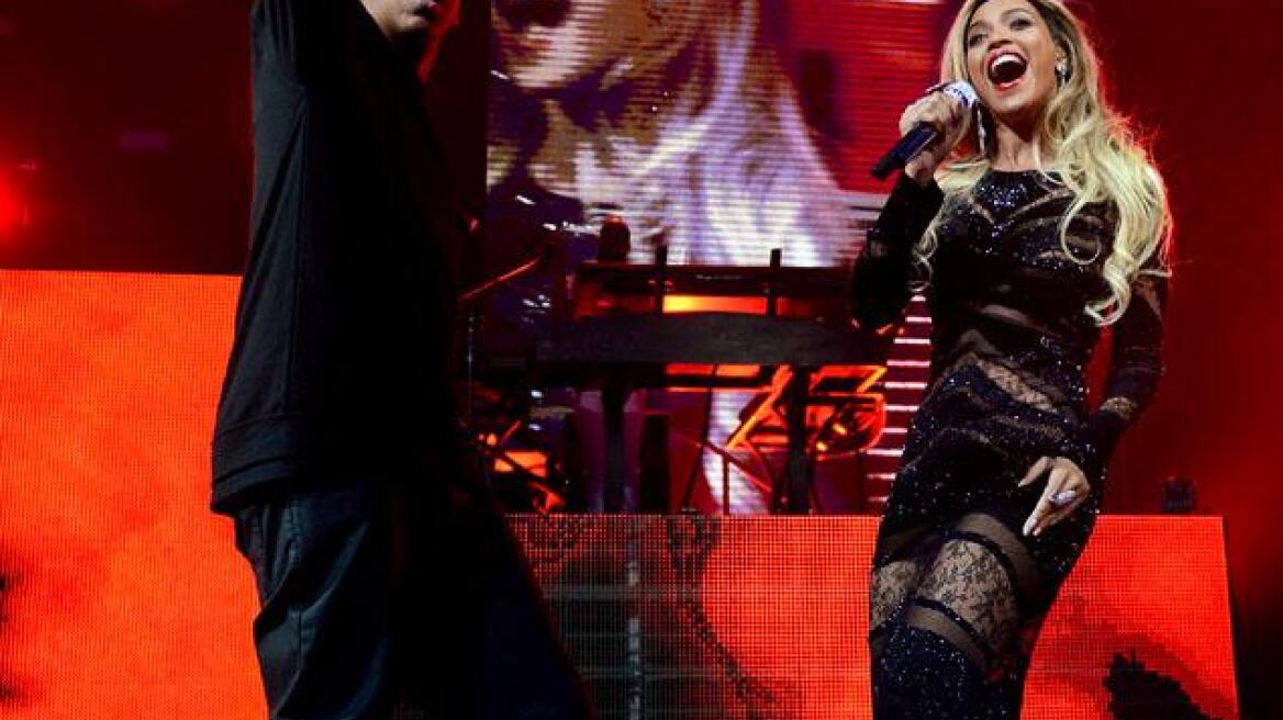 «Βούλιαξε» από celebrities το Super Bowl