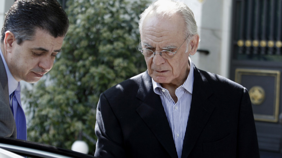 Σήμερα καταθέτει ο Άκης Τσοχατζόπουλος στους Ελβετούς εισαγγελείς