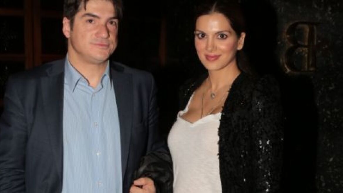 Σταματίνα Τσιμτσιλή - Θέμης Σοφός: Το έριξαν έξω 