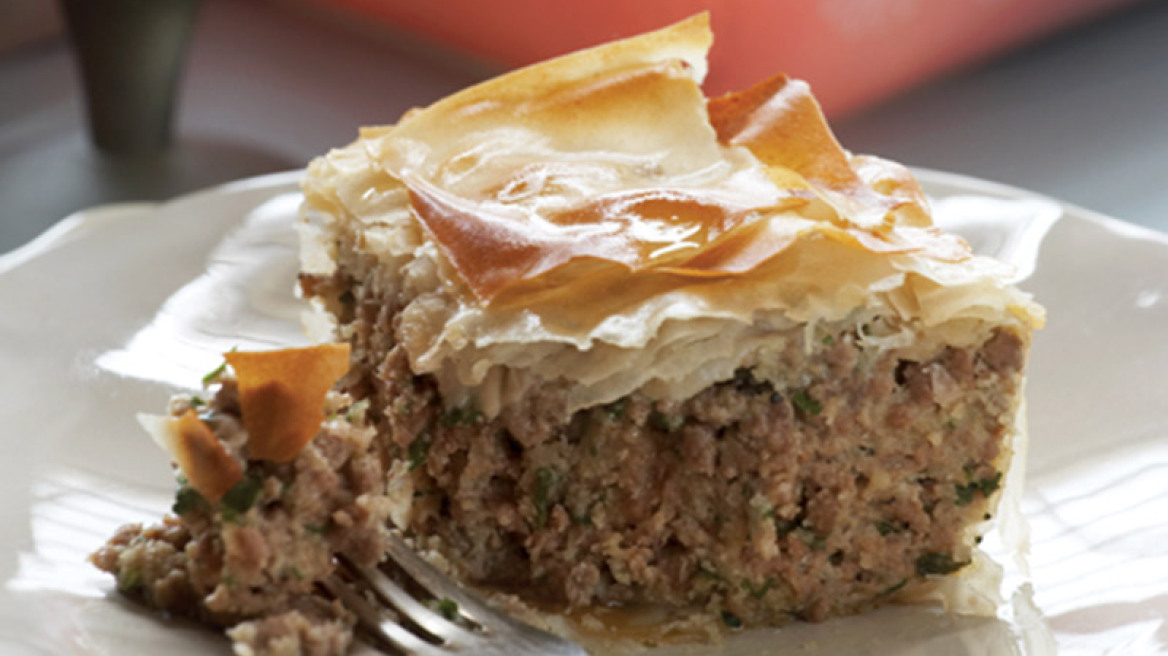 Κρεατόπιτα αποκριάτικη  