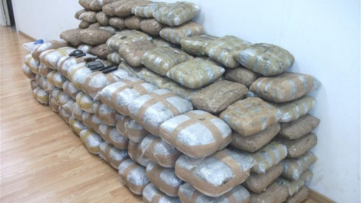 Ωρωπός: Κατασχέθηκαν 260 κιλά χασίς!