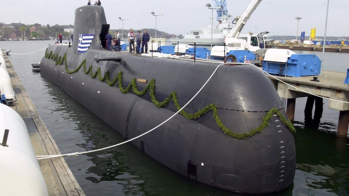 Οι New York Times για τις μίζες των εξοπλιστικών