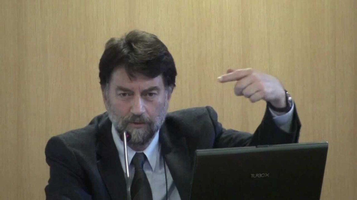 Νέος διευθυντής της Εθνικής Βιβλιοθήκης ο Φίλιππος Τσιμπόγλου