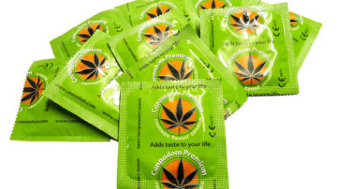 Ολλανδία: Στα περίπτερα τα πρώτα προφυλακτικά με γεύση μαριχουάνα