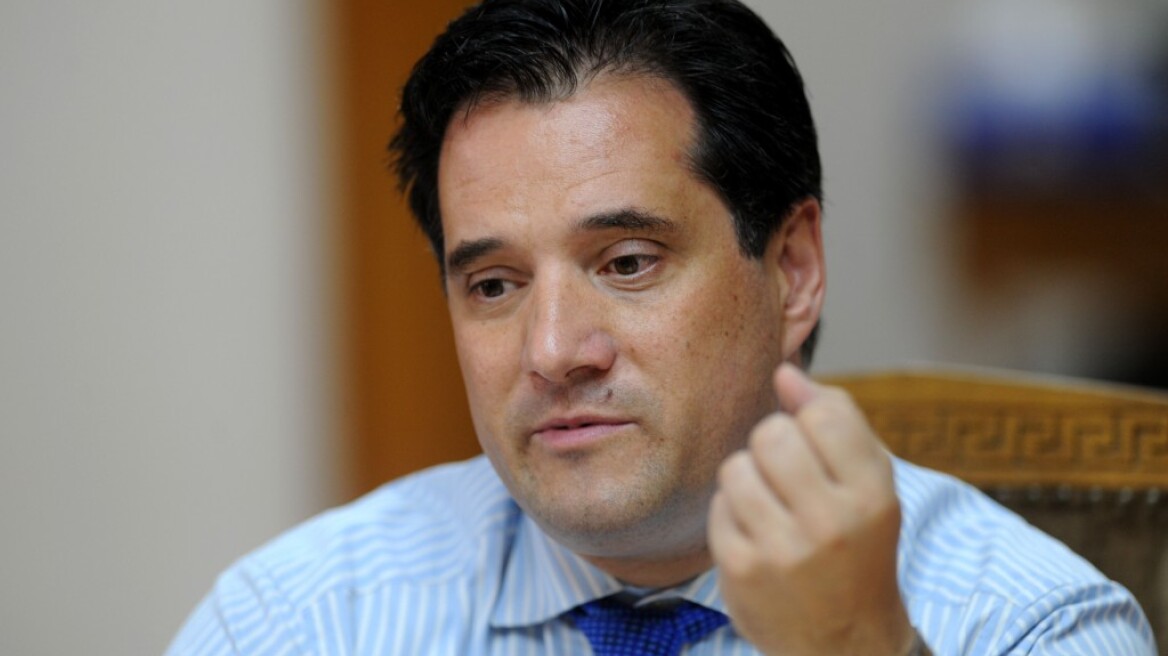 Άδωνις: «Με το νέο νόμο δεν ισχύουν τα 5 ευρώ για συνταγογράφηση»