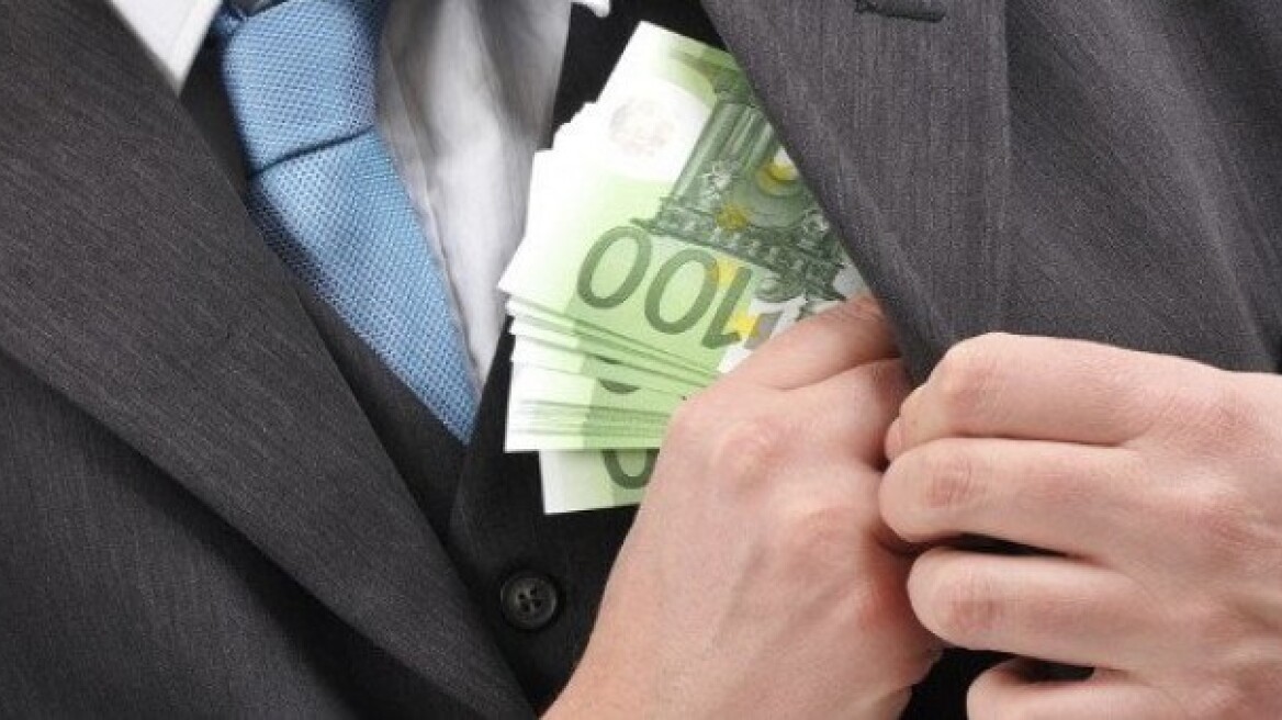 Ηράκλειο: Διώξεις για τους κατηγορούμενους του κυκλώματος εκβιαστών και τοκογλύφων 