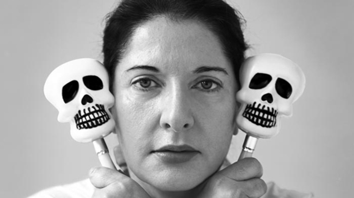 Gilly Manly στο Gazarte, διάλεξη για την κρίση και Marina Abramovic