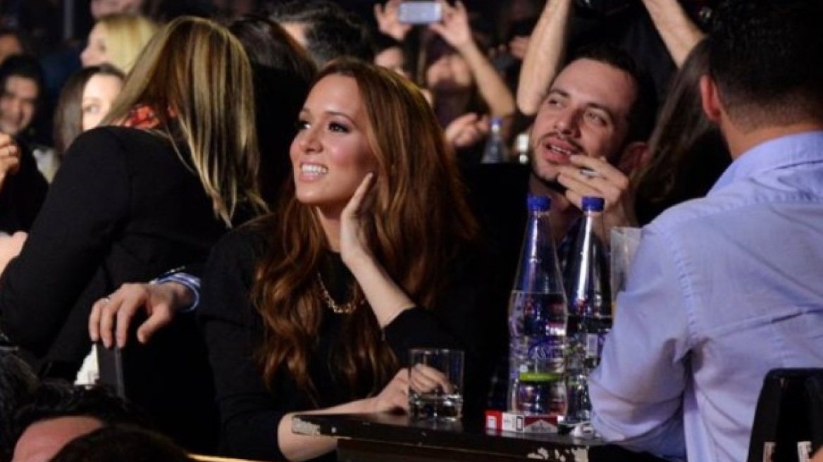 Καλομοίρα: Στα μπουζούκια με τον σύζυγό της 