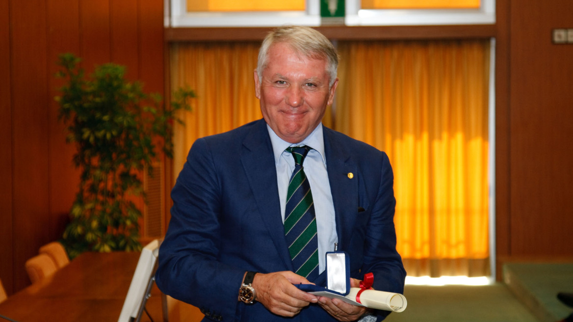 Νανόπουλος: Απάντηση στην σύνθεση της σκοτεινής ύλης του σύμπαντος θα δώσει το CERN