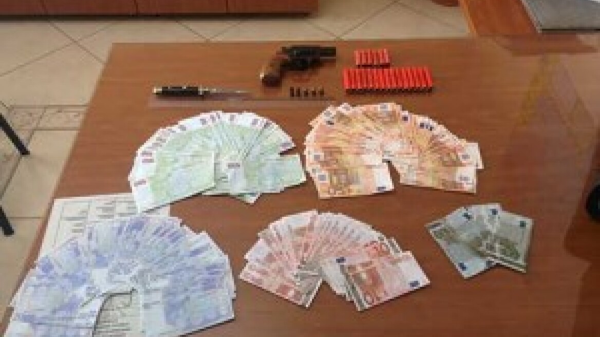 Έμποροι ναρκωτικών και με πλαστά ευρώ