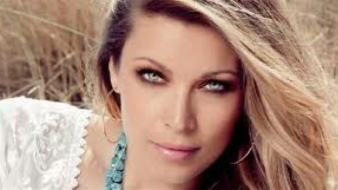 Χρουσαλά: Η Μάργκω της έκανε δώρο μια ανθοδέσμη