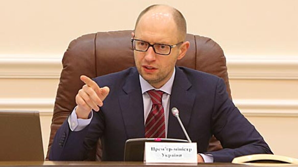 Γιατσένιουκ: Ο Πούτιν θέλει να επέμβει και σε άλλες ουκρανικές περιοχές 