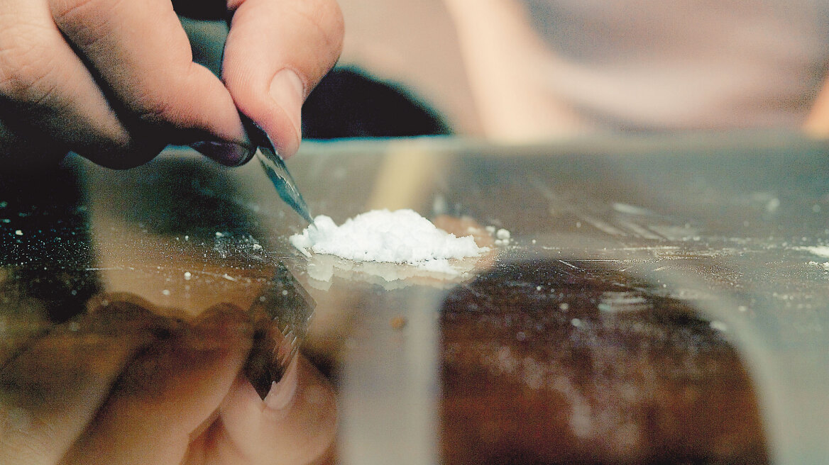 Αχαΐα: Συνελήφθη 29χρονος με χασίς και κοκαΐνη