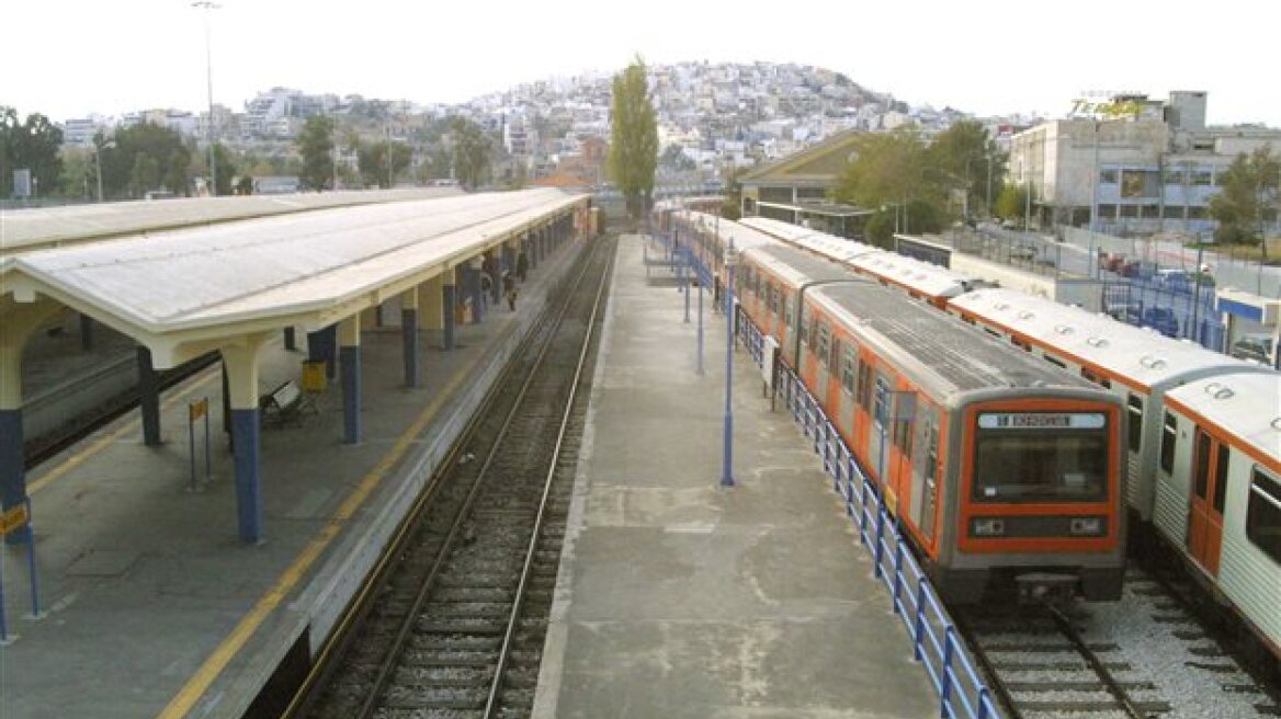 Με διακοπές τα δρομολόγια στον Ηλεκτρικό τη Δευτέρα