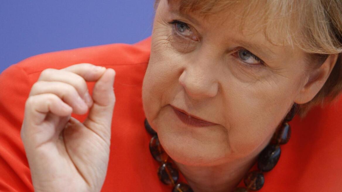«Θαυμασμός» Μέρκελ για το δύσκολο δρόμο της Ελλάδας