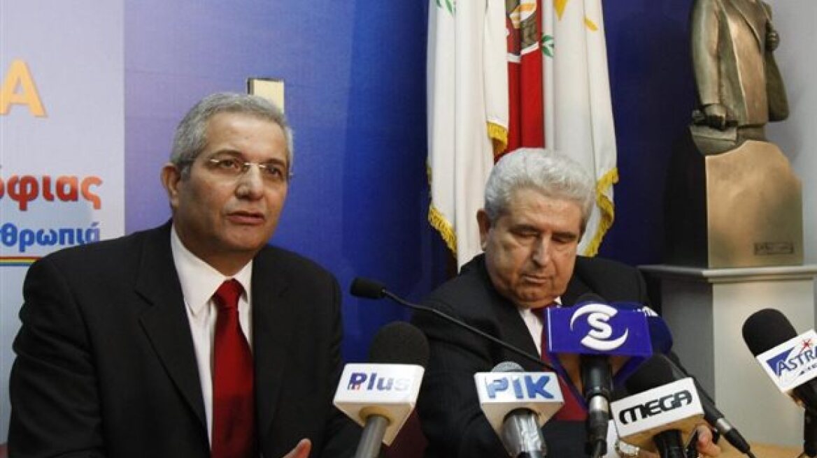 Στη Μόσχα για επαφές Κυπριανού - Χριστόφιας