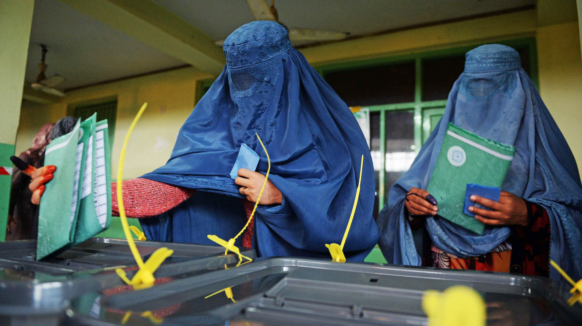 Αφγανιστάν: Οι εκλογές βάφτηκαν με αίμα