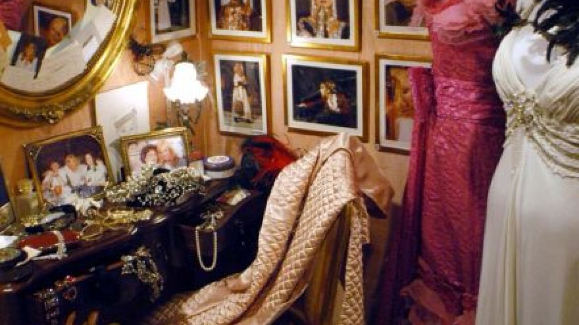 Μεγάλες καταστροφές στο θέατρο Αλίκη από το τρομοκρατικό χτύπημα!