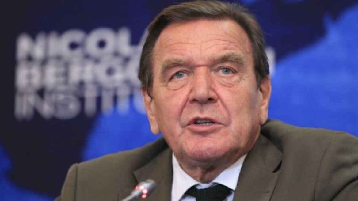 Σρέντερ: Ρεαλιστικός ο στόχος ένταξης της Σερβίας στην ΕΕ έως το 2020