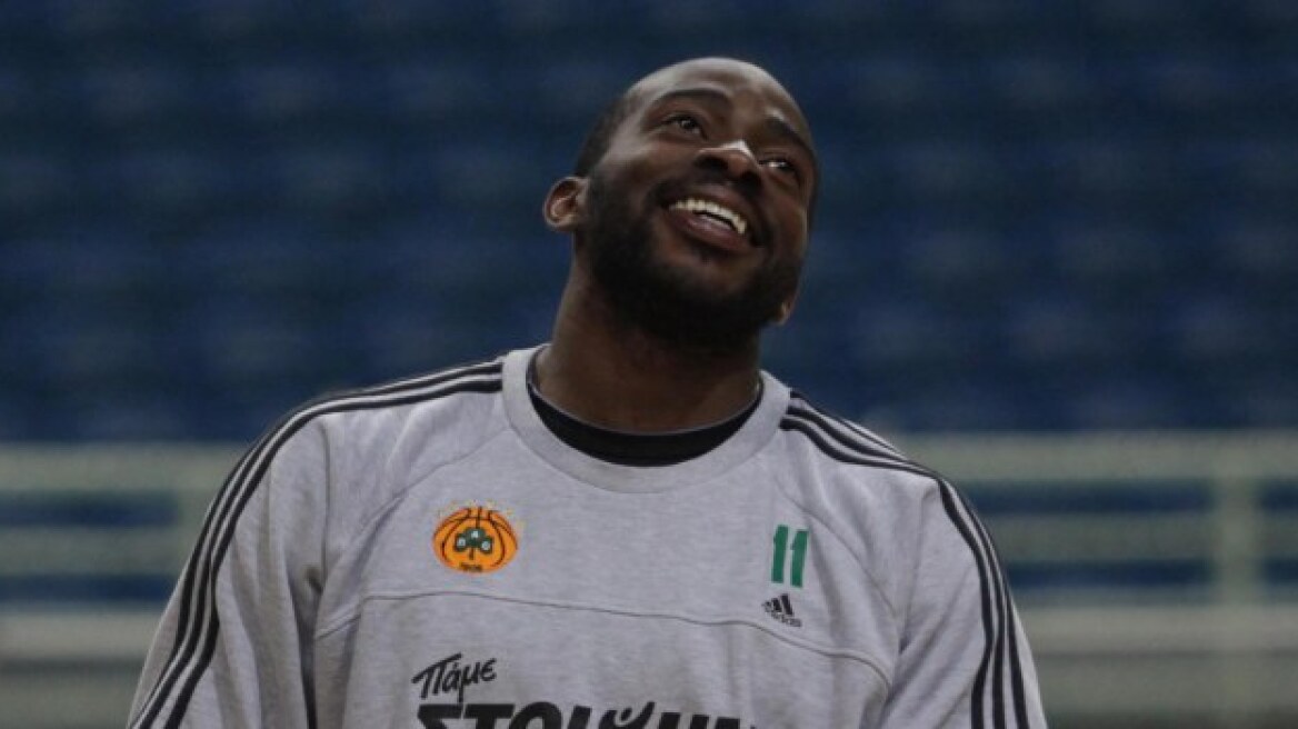 Βίντεο: Ο Λάσμε το λέει στο… σκύλο του!