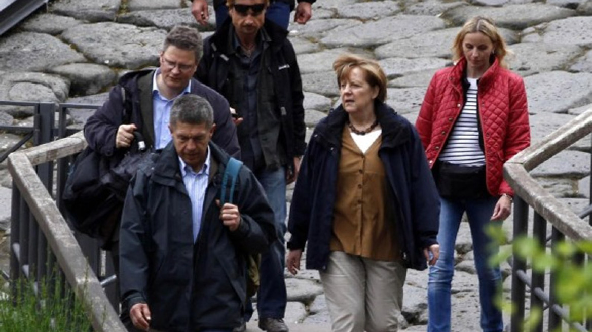 Μέρκελ: Από Αθήνα, Πομπηία και μετά για spa στην Ισκια