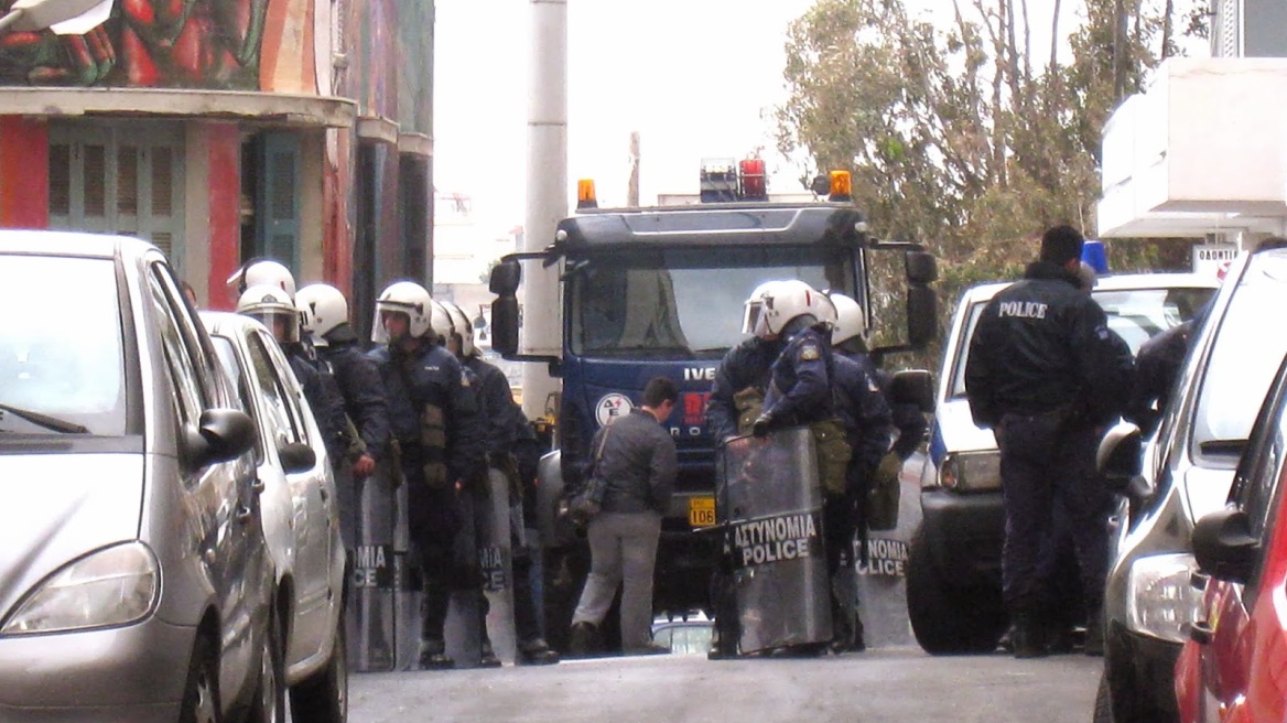 Ηράκλειο: Επεισόδια στο κέντρο της πόλης μεταξύ οπαδών ΠΑΟ - ΟΦΗ