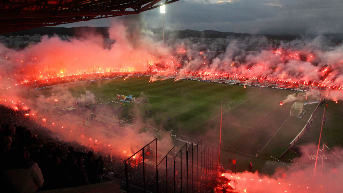 H Τούμπα «φλέγεται» λίγο πριν τη σέντρα