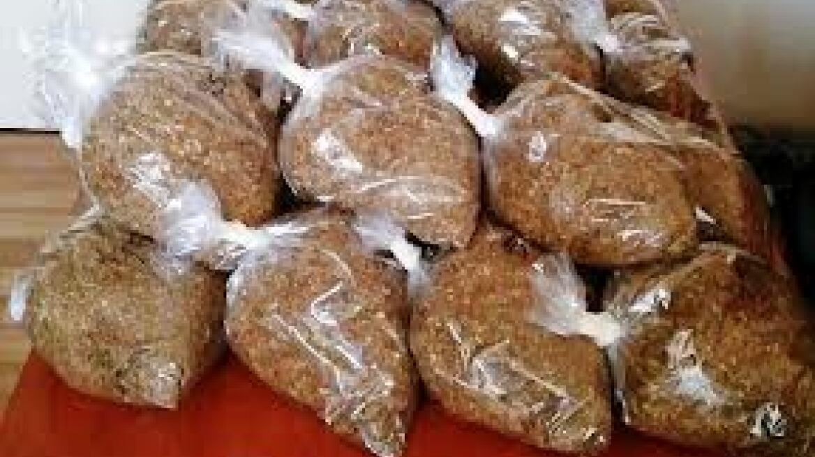 Αλβανοί διακινούσαν λαθραίο καπνό στην Πρέβεζα