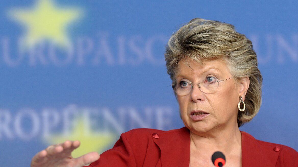 Ρέντινγκ: Η Ευρώπη δεν άφησε τους Έλληνες στη μοίρα τους