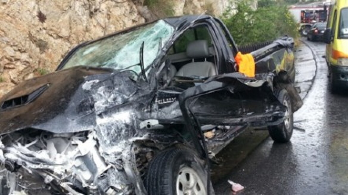 Θανατηφόρο τροχαίο μετά από σφοδρή σύγκρουση στο Ηράκλειο 