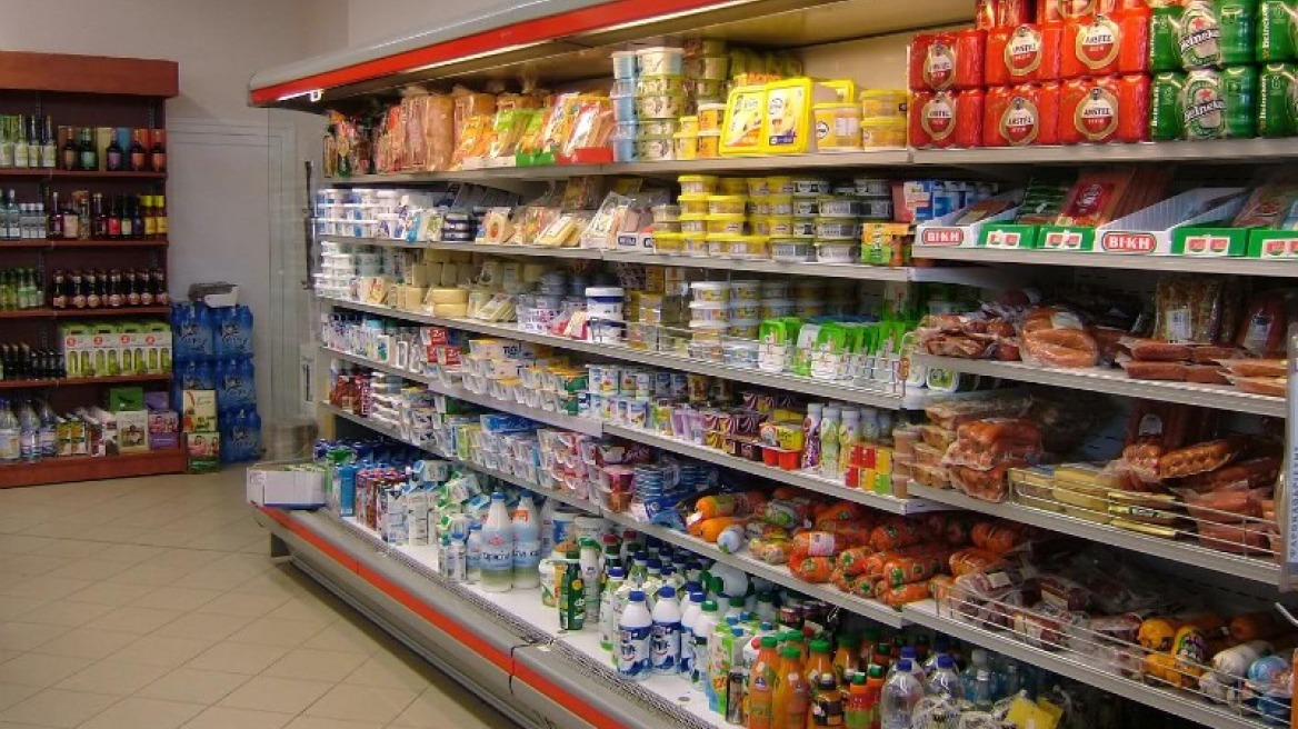 Αχαΐα: Έκλεψαν 80.000 ευρώ από σούπερ μάρκετ στην Ακράτα