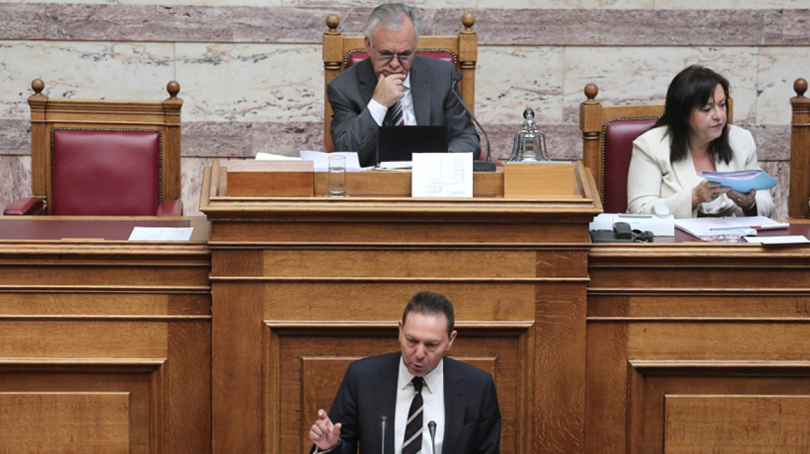 «Μαλλιά κουβάρια» Στουρνάρας - Δραγασάκης για το ευρώ