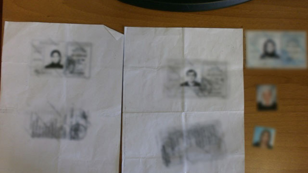 Αλβανός έφτιαχνε πλαστές ταυτότητες για ομοεθνείς του