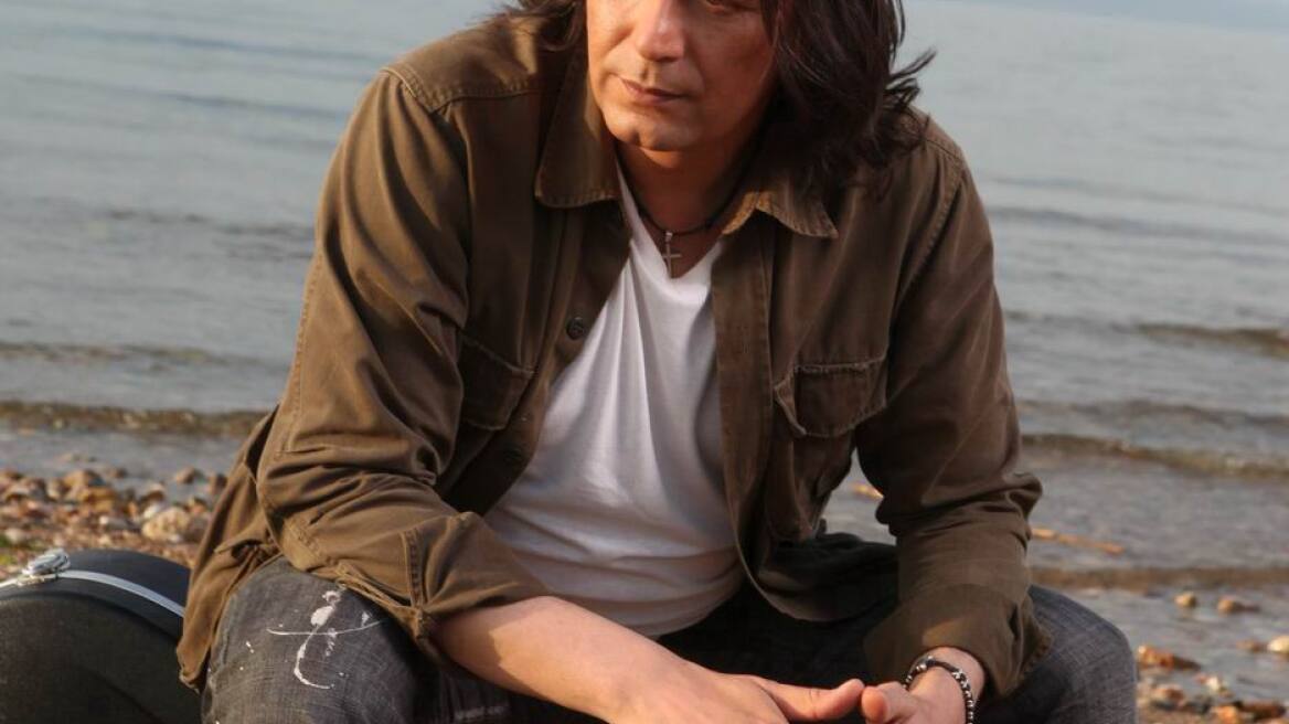 Ο Γιάννης Κότσιρας στον Ρυθμό Stage