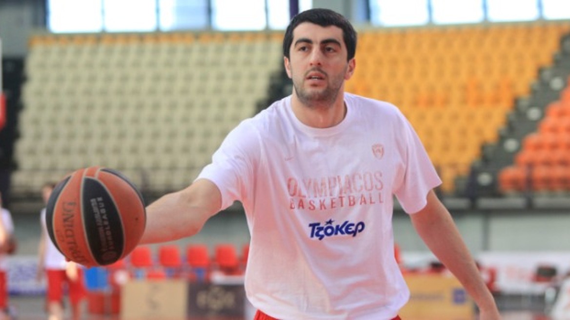 Πρόβλημα με Σερμαντίνι για τον Ολυμπιακό