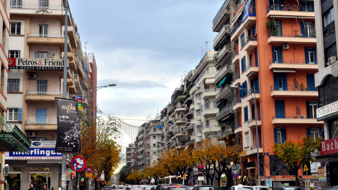Θεσσαλονίκη: Εισαγγελέας για το νέο κατάστημα αλυσίδας ρούχων 