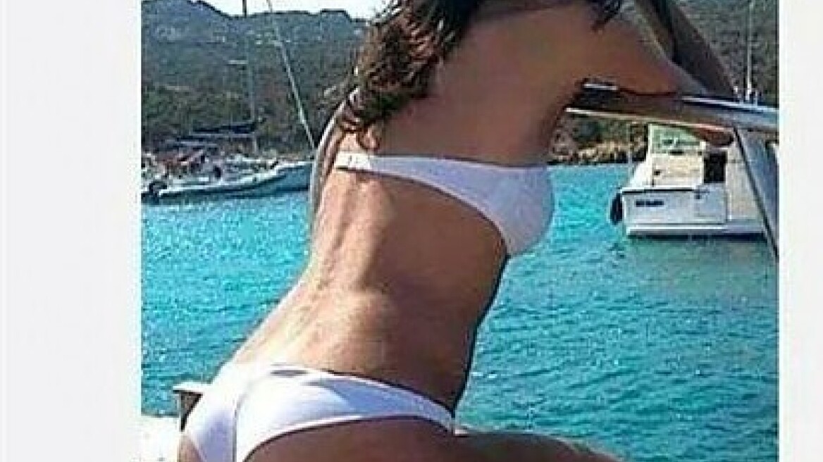Ιταλία: Λευκό μπικίνι και «όλα τα μέσα» υπέρ του... Αλέξη 