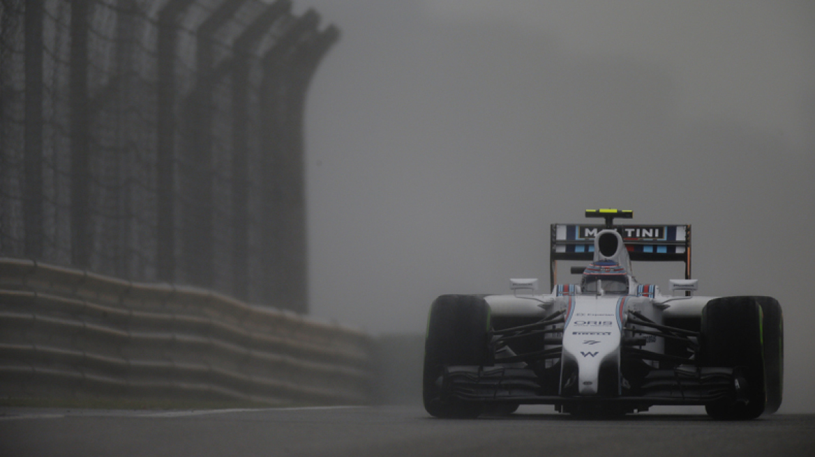 F1: Απάγοντας νερό…