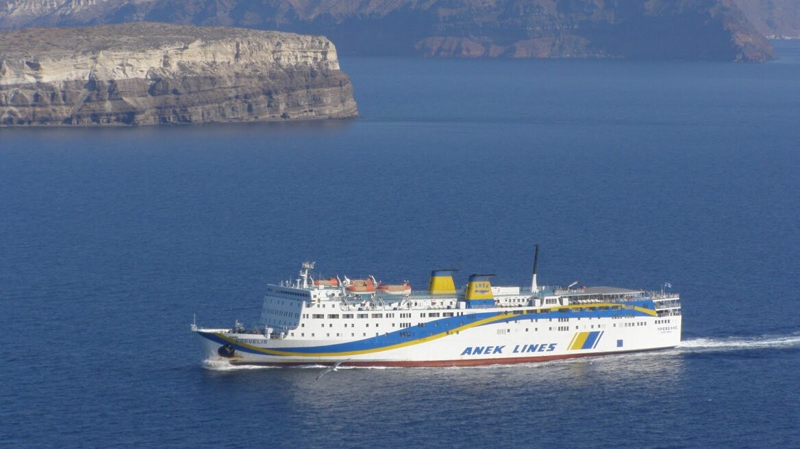 Οδύσσεια για τους επιβάτες του «ΠΡΕΒΕΛΗΣ»