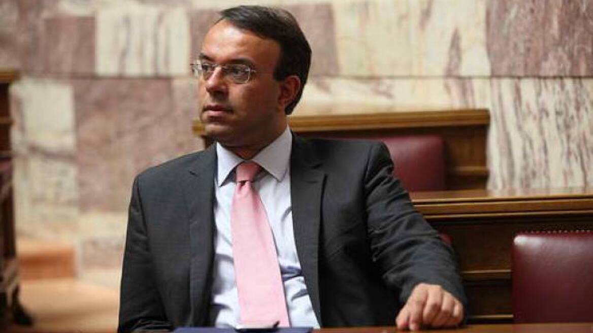 Σταϊκούρας: Χωρίς περικοπές σε μισθούς-συντάξεις η μείωση των δαπανών